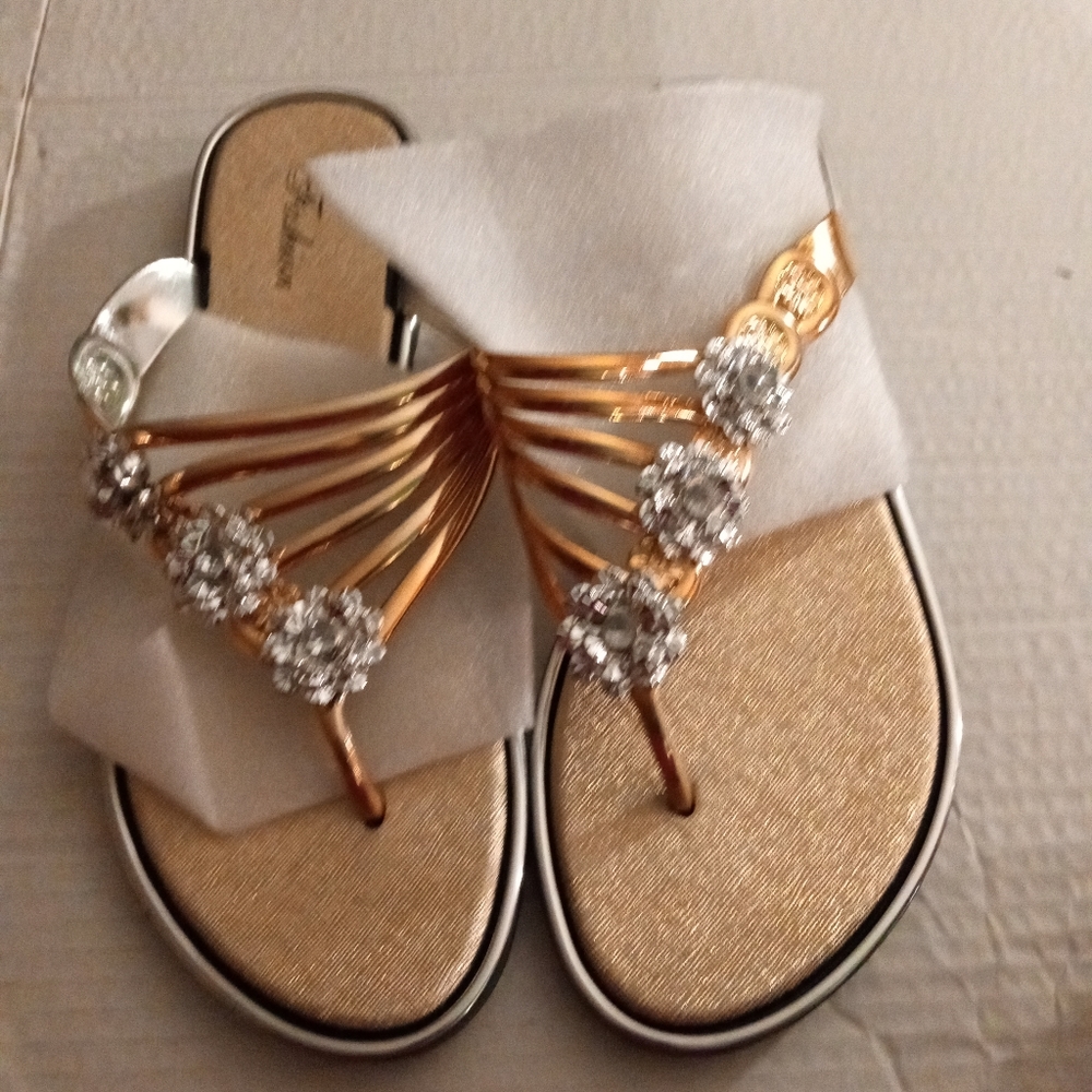 Gold sandals with flowers size 9